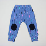 baby pants pattern with knee patches and arrows