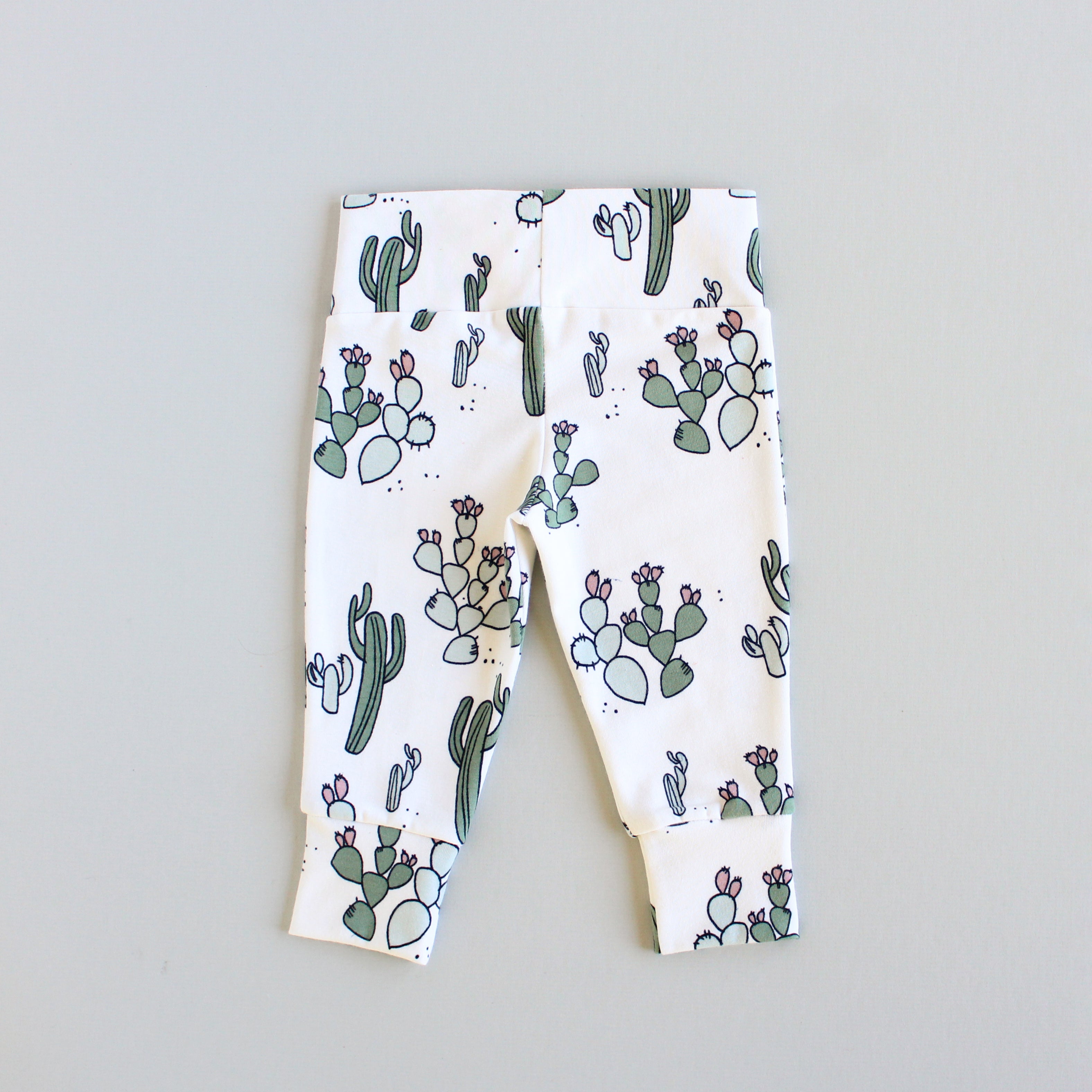 Zion Leggings Pattern – OhMeOhMySewing